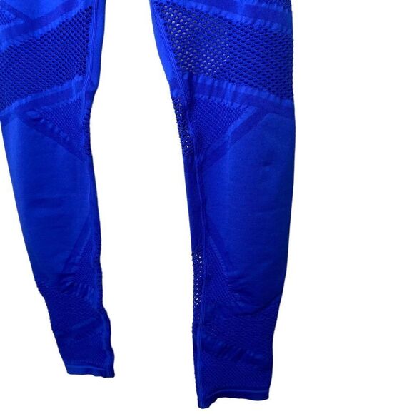 Fabletics Mosaic H.W. 7/8 Leggings - Picture 9 of 15